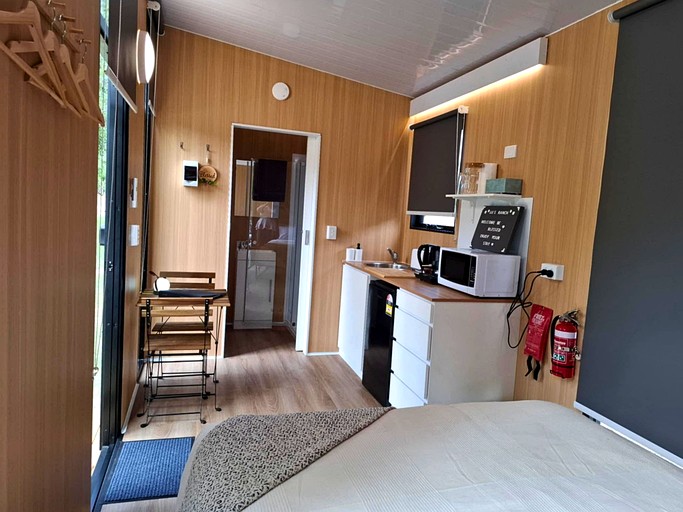 Tiny Houses (Australia, South Kolan, Queensland)