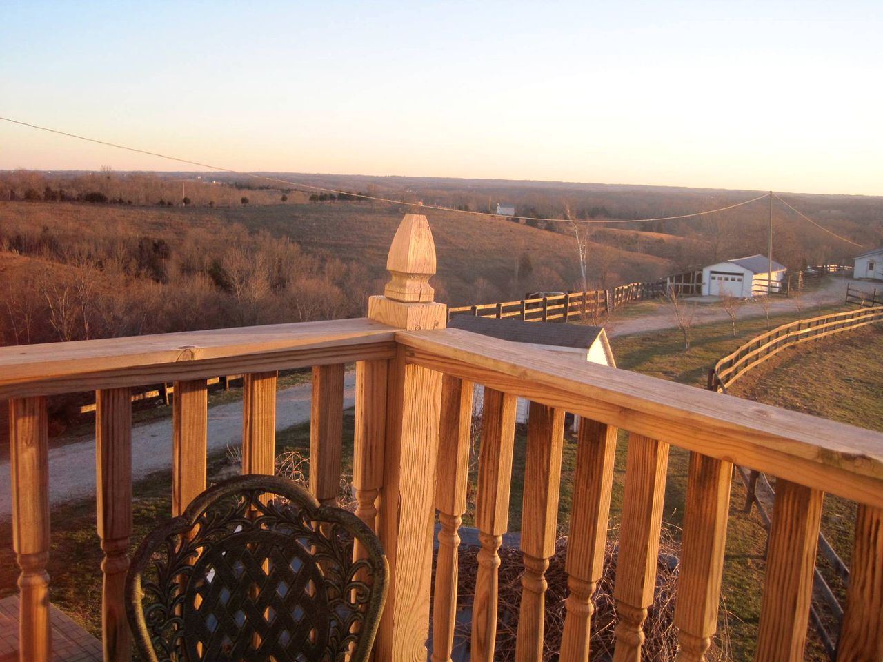 Family-Friendly Bed and Breakfast Rental on Farmland in Appalachian Mountains, Kentucky