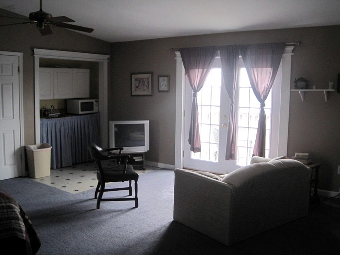 Nature Lodges (Brooksville, Kentucky, United States)