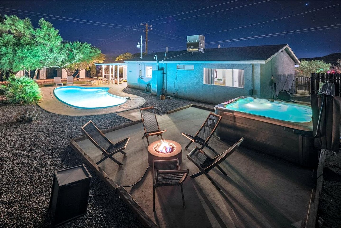 Charming Cottage with Swimming Pool, Hot-tub and Barbecue in Joshua Tree, California