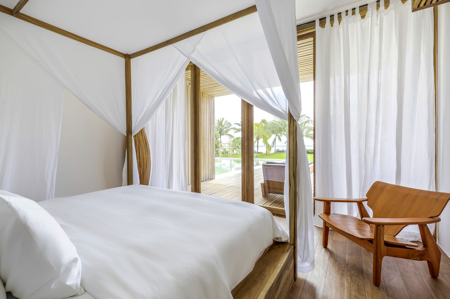 Dazzling Beach Getaway with a Shared Swimming Pool near Barra Grande, Bahia