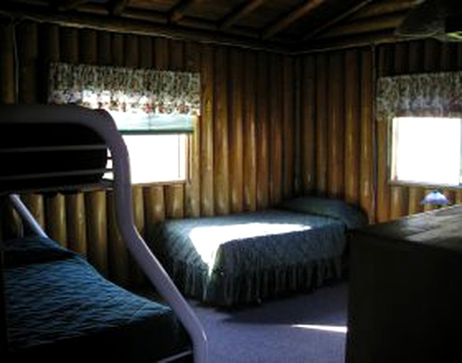 Log Cabins (White River, Ontario, Canada)