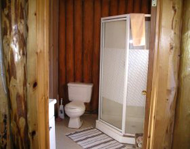 Log Cabins (White River, Ontario, Canada)