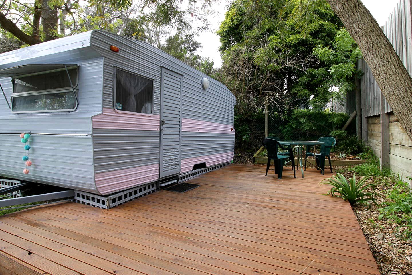 Retro Caravan hire perfect for beach glamping on the Mornington Peninsula in Rye, Victoria.