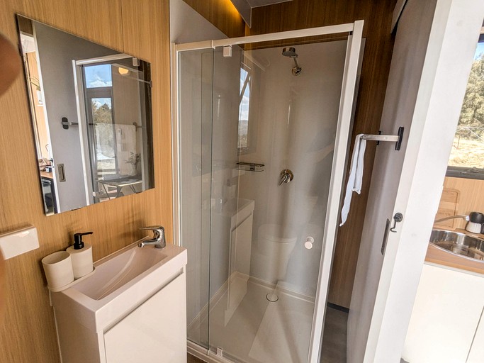 Tiny Houses (Australia, Kanimbla, New South Wales)