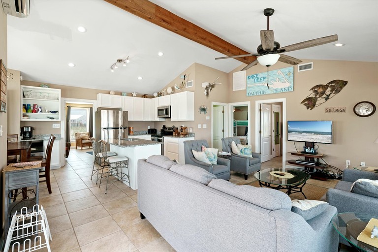 Beach Houses (United States of America, Dauphin Island, Alabama)