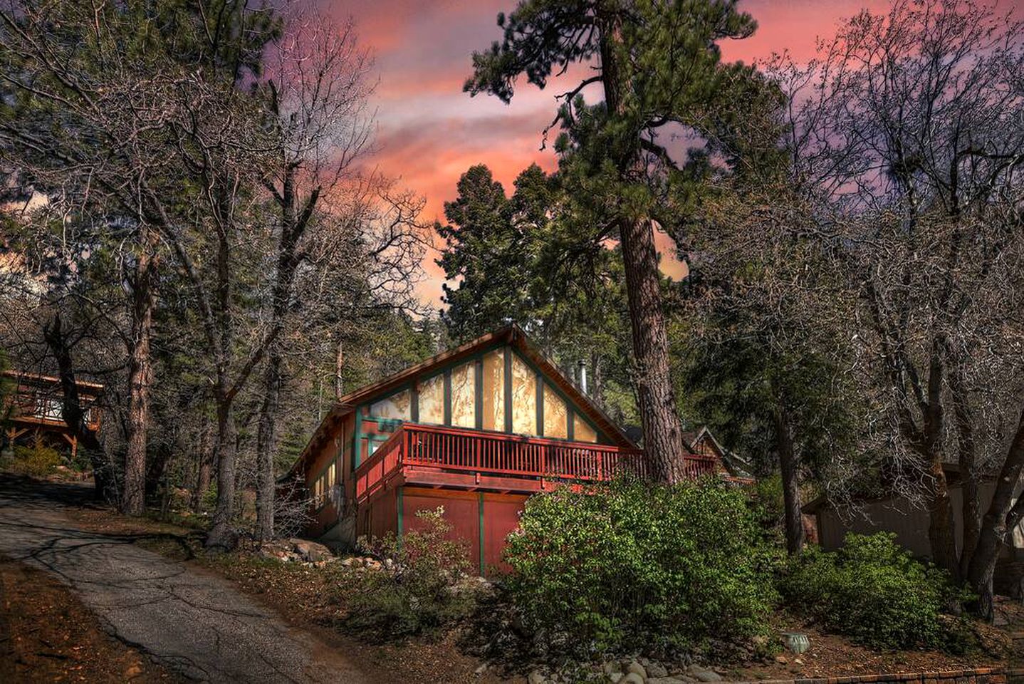 Mountain Cabin with Foosball Table and Outdoor Area in Big Bear Lake, California