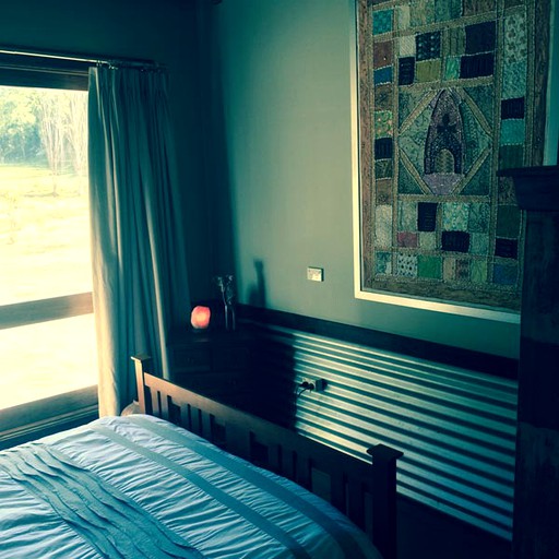 Cabins (Cessnock, New South Wales, Australia)