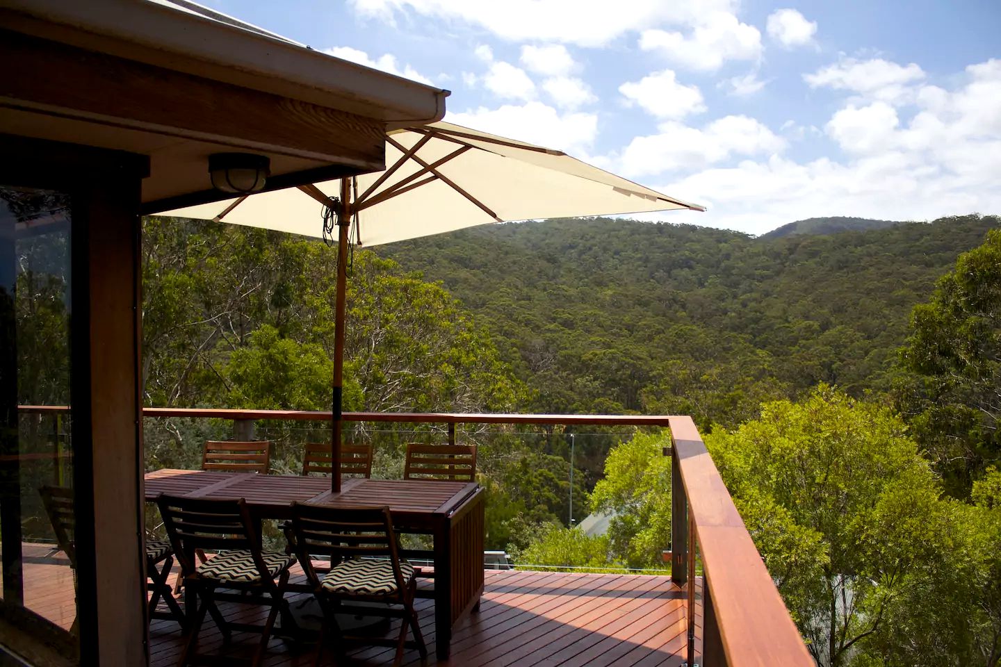 Cabins (Kennett River, Victoria, Australia)