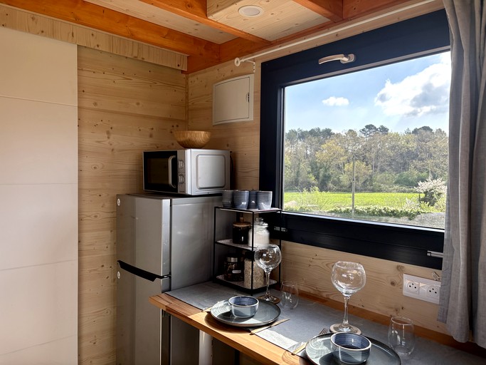 Tiny Houses (France, Meyrargues, Provence-Alpes-Côte d'Azur)