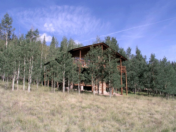 Cabins (Lake City, Colorado, United States of America)
