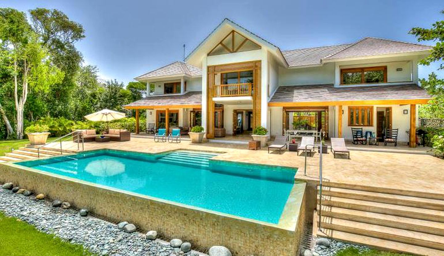 Villas (Punta Cana, La Altagracia, Dominican Republic)