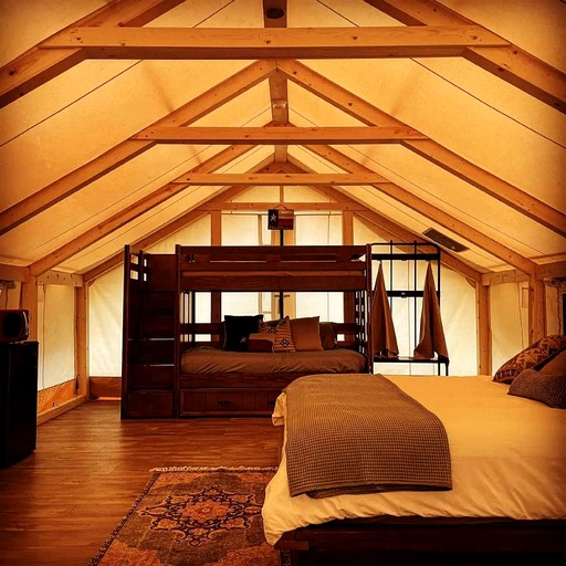 Safari Tents (United States of America, Bastrop , Texas)