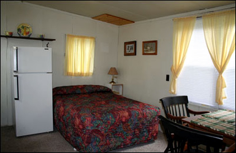 Cabins (Merrifield, Minnesota, United States)