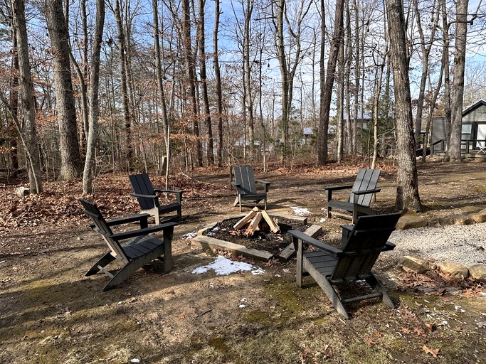 Cabins (United States of America, Tracy City, Tennessee)