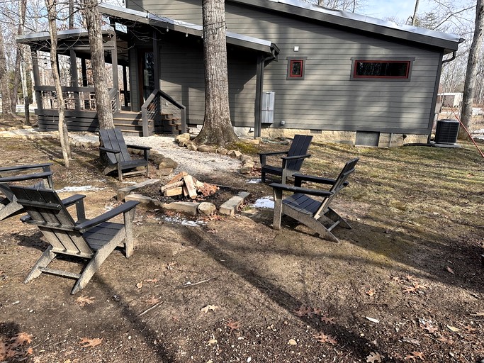 Cabins (United States of America, Tracy City, Tennessee)