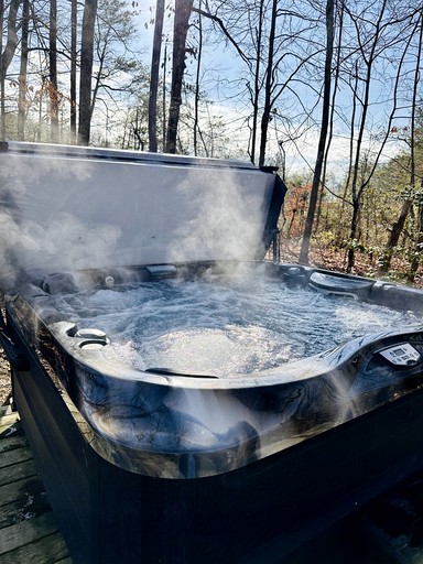 Cabins (United States of America, Tracy City, Tennessee)