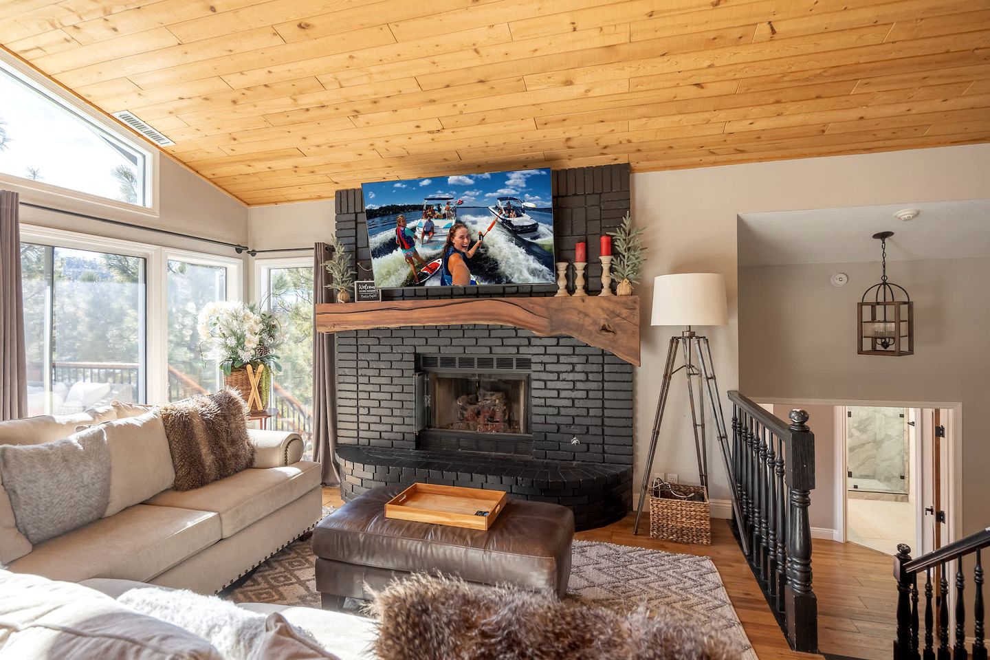 Stunning Lakefront Vacation Home with Private Dock near Boulder Bay Park in Big Bear Lake