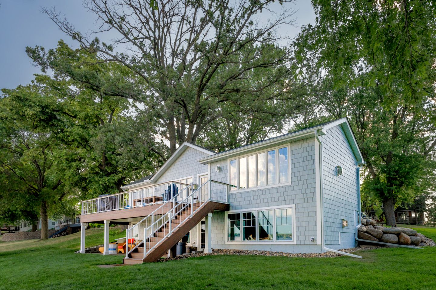 Impressive Cottage with Barbecue and Stunning Views in Waconia, Minnesota