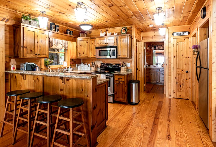 Cabins (United States of America, Topton, North Carolina)