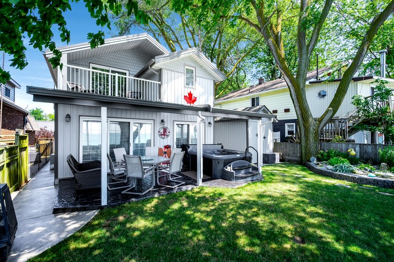 Vacation Rentals (Canada, Leamington, Ontario)