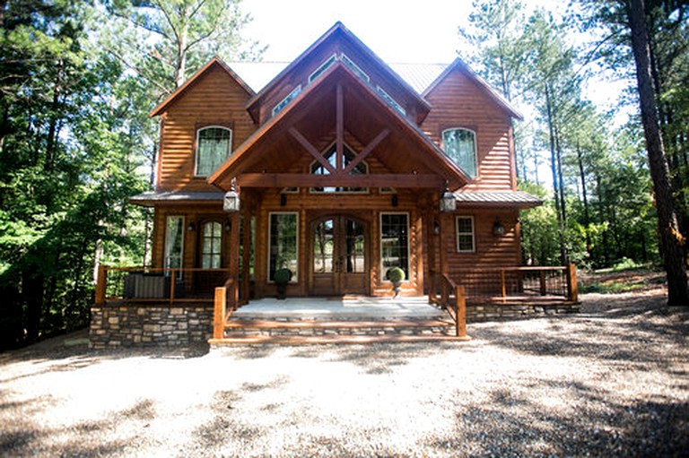 Cabins (Broken Bow, Oklahoma, United States)