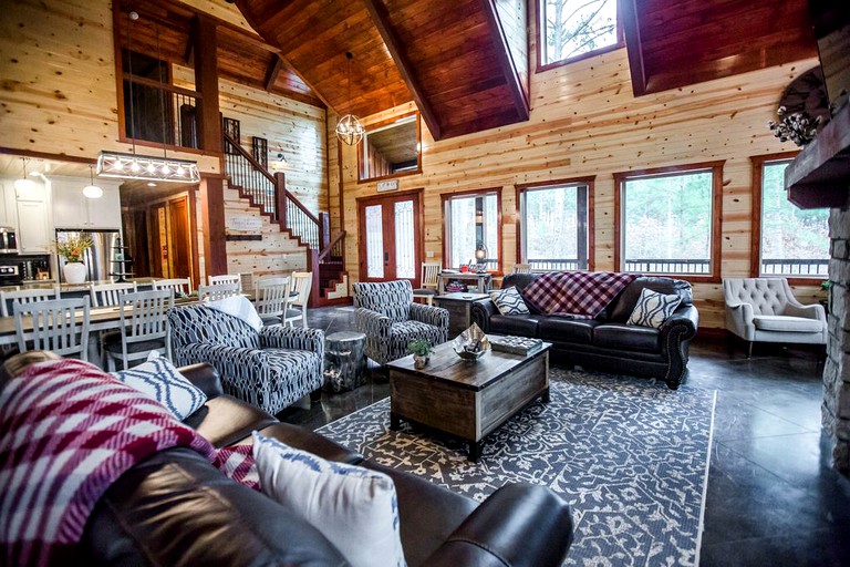 Cabins (Hochatow, Oklahoma, United States)