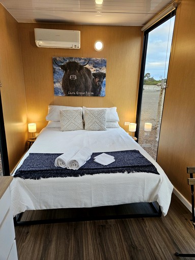 Tiny Houses (Australia, Purdeet, Victoria)
