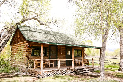 Log Cabins (Dubois, Wyoming, United States)
