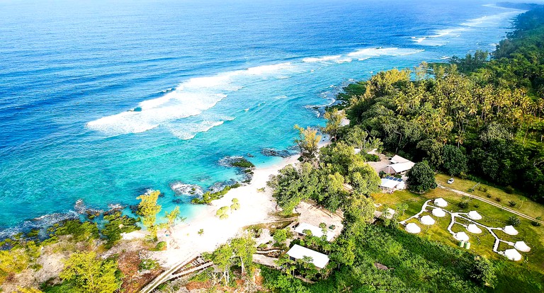 Bell Tents (Epule, Efate, Vanuatu)