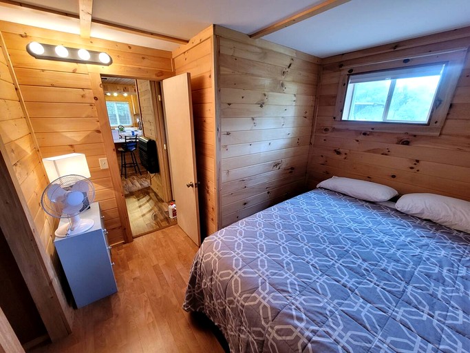 Cabins (United States of America, Bitely, Michigan)