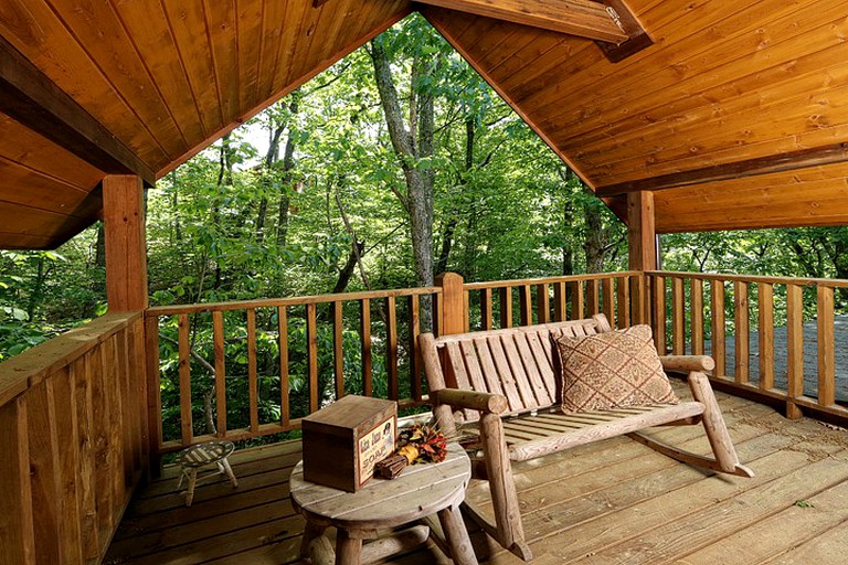 Log Cabins (Sevierville, Tennessee, United States)