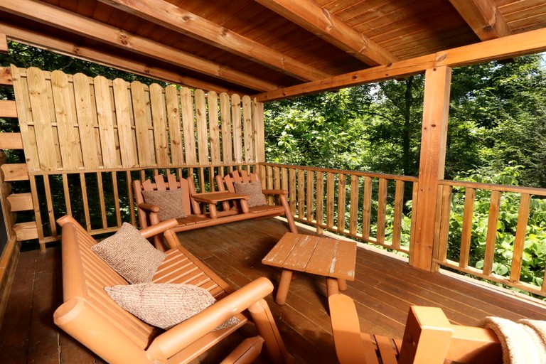 Log Cabins (Sevierville, Tennessee, United States)