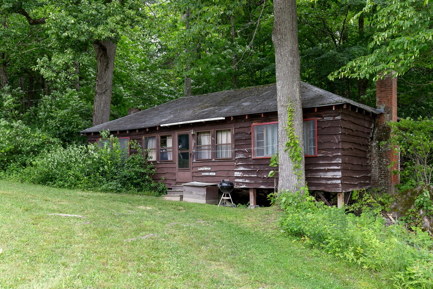 Cabins (United States of America, Lyme, New Hampshire)