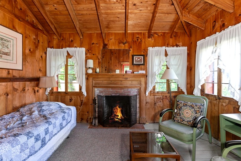 Cabins (United States of America, Lyme, New Hampshire)