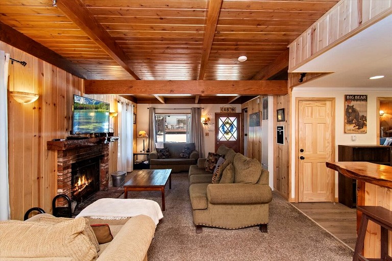 Cabins (United States of America, Big Bear Lake, California)