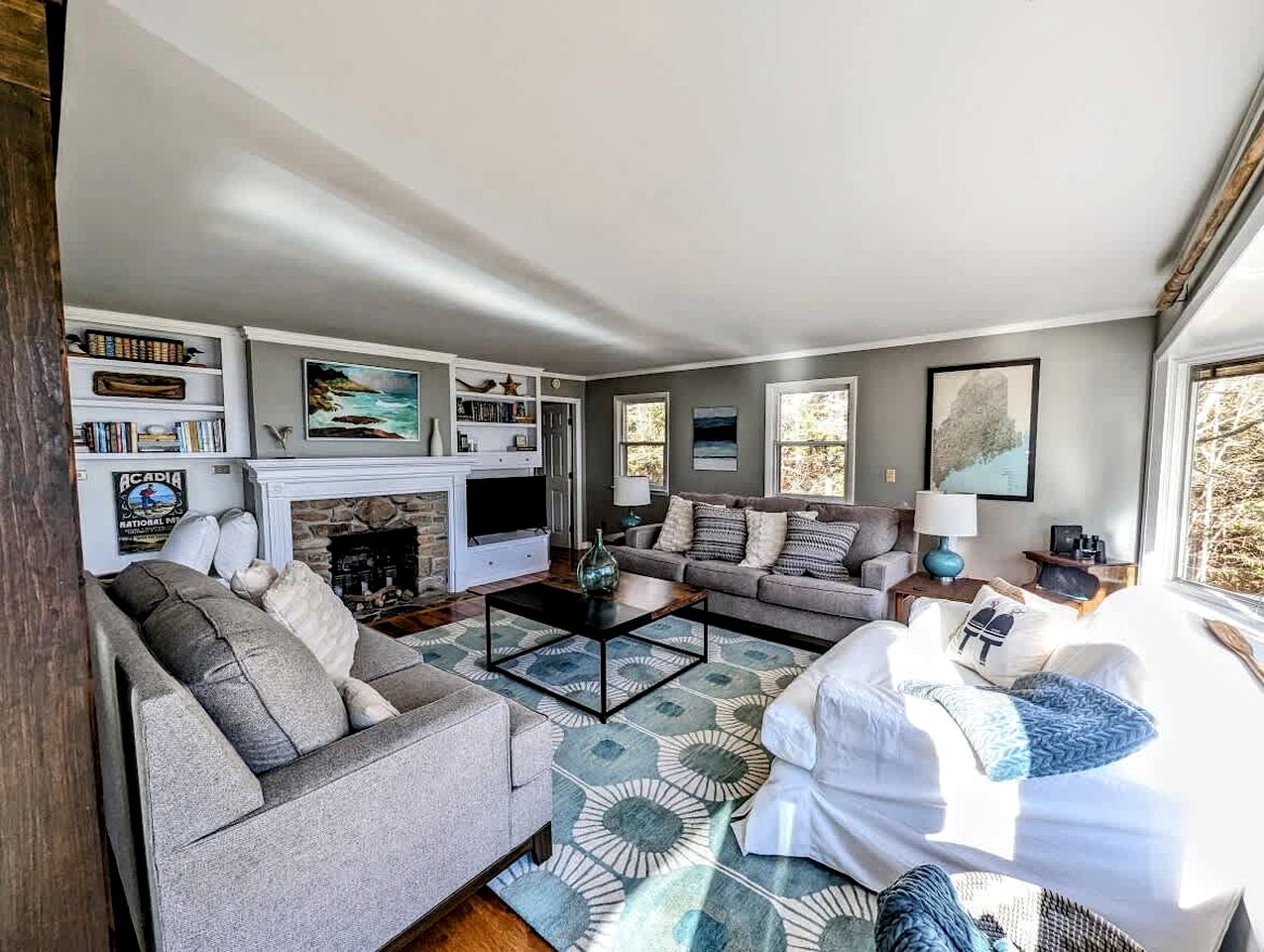 Stunning Oceanfront Ranch Cottage with Private Beach & Fire Pit Near Acadia National Park, Gouldsboro Maine