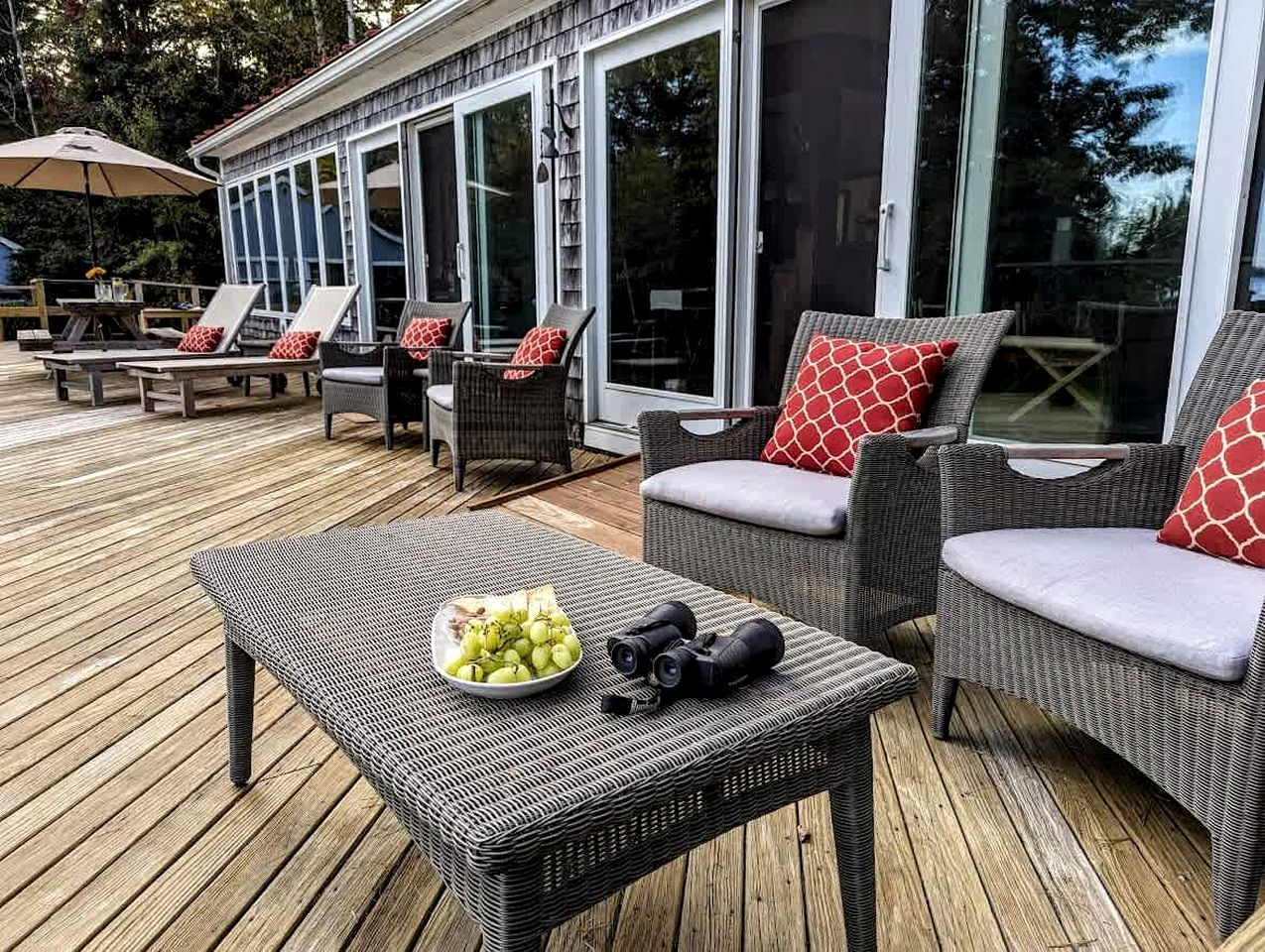 Stunning Oceanfront Ranch Cottage with Private Beach & Fire Pit Near Acadia National Park, Gouldsboro Maine