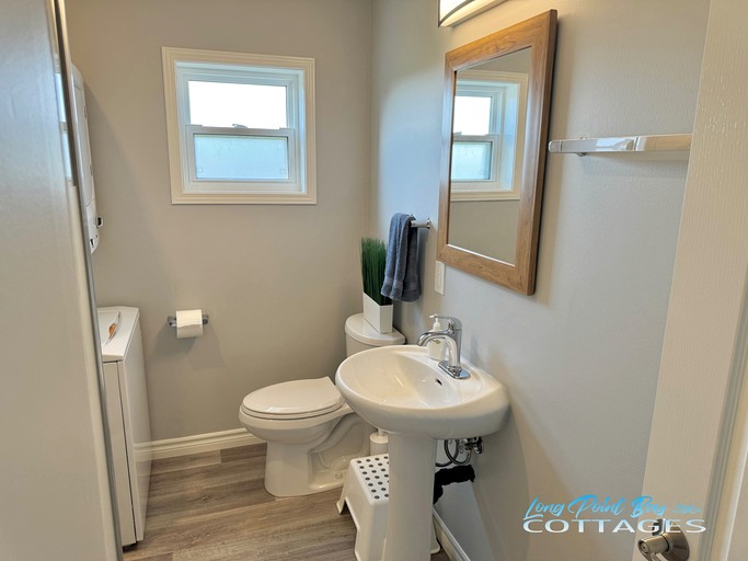 Cottages (Canada, Long Point, Ontario)