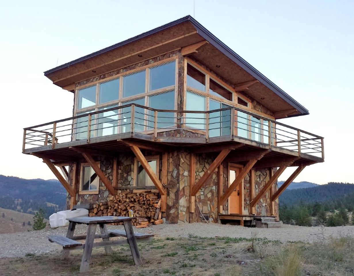Cabins (Hamilton, Montana, United States)