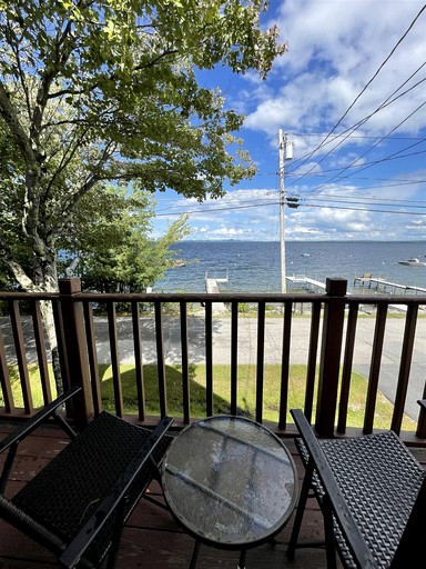 Villas (United States of America, Standish, Maine)