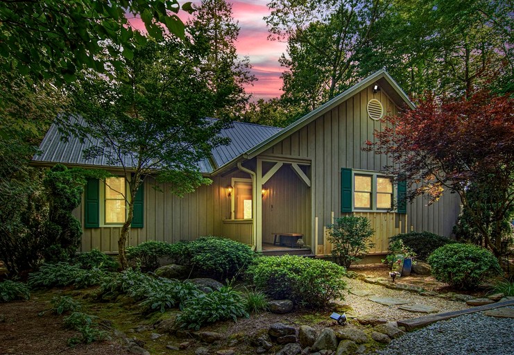 Secluded Riverfront Cabin with Hot Tub, Sauna & Private Trails near Cashiers, North Carolina