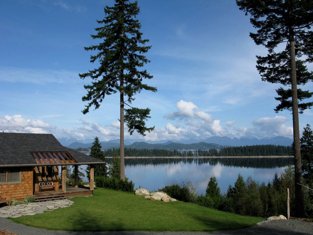 Cabañas (Quadra, Columbia Británica, Canadá)