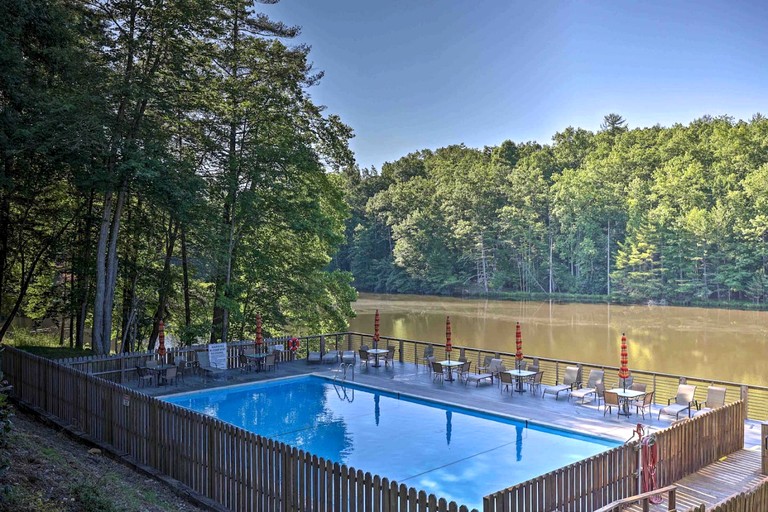 Cabins (United States of America, --, North Carolina)