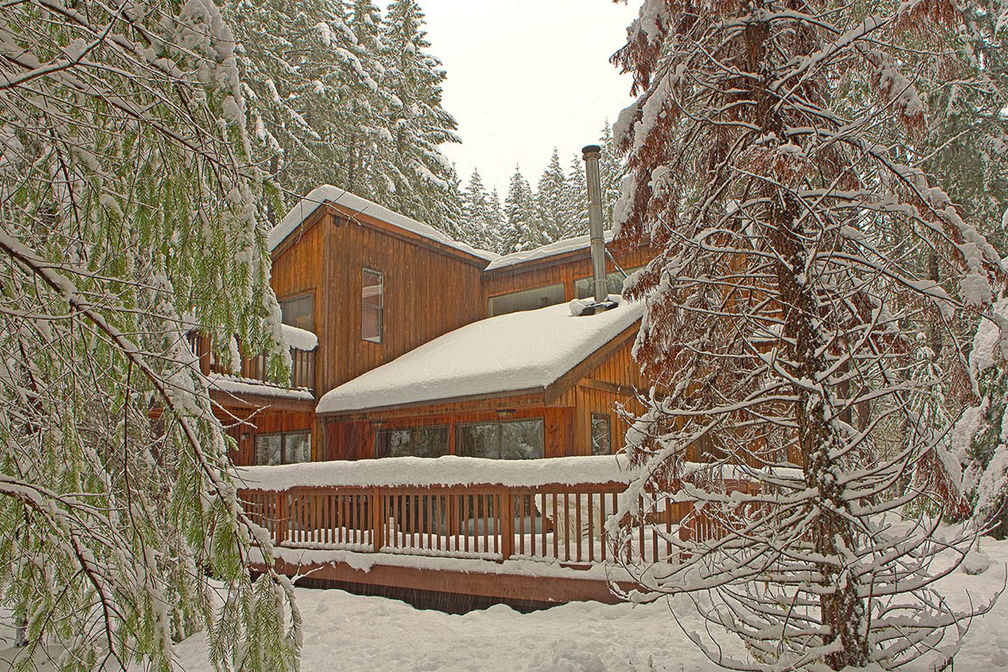 Cabins (Enumclaw, Washington, United States)