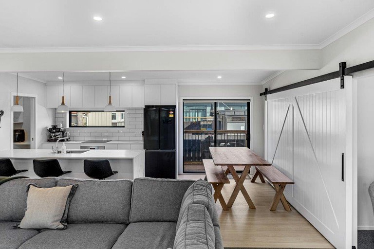 Vacation Rentals (New Zealand, Wahihi Beach, Bay of Plenty)