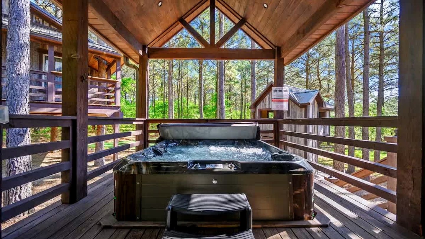 Luxury Harry Potter-Inspired Cabin with Hot Tub & Game Room in Broken Bow, Oklahoma