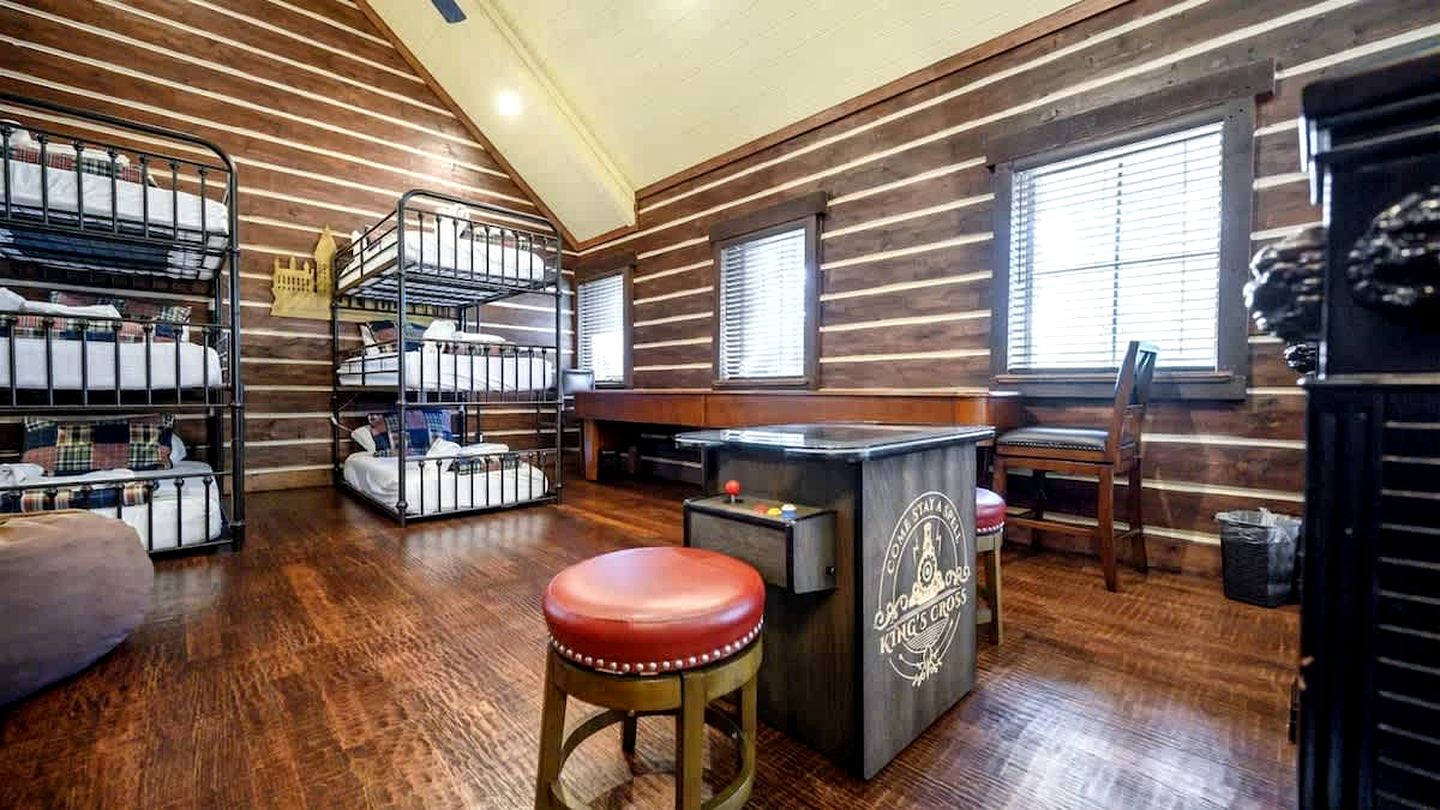 Luxury Harry Potter-Inspired Cabin with Hot Tub & Game Room in Broken Bow, Oklahoma