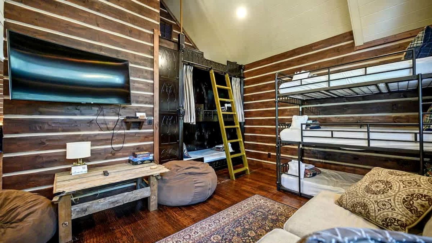 Luxury Harry Potter-Inspired Cabin with Hot Tub & Game Room in Broken Bow, Oklahoma