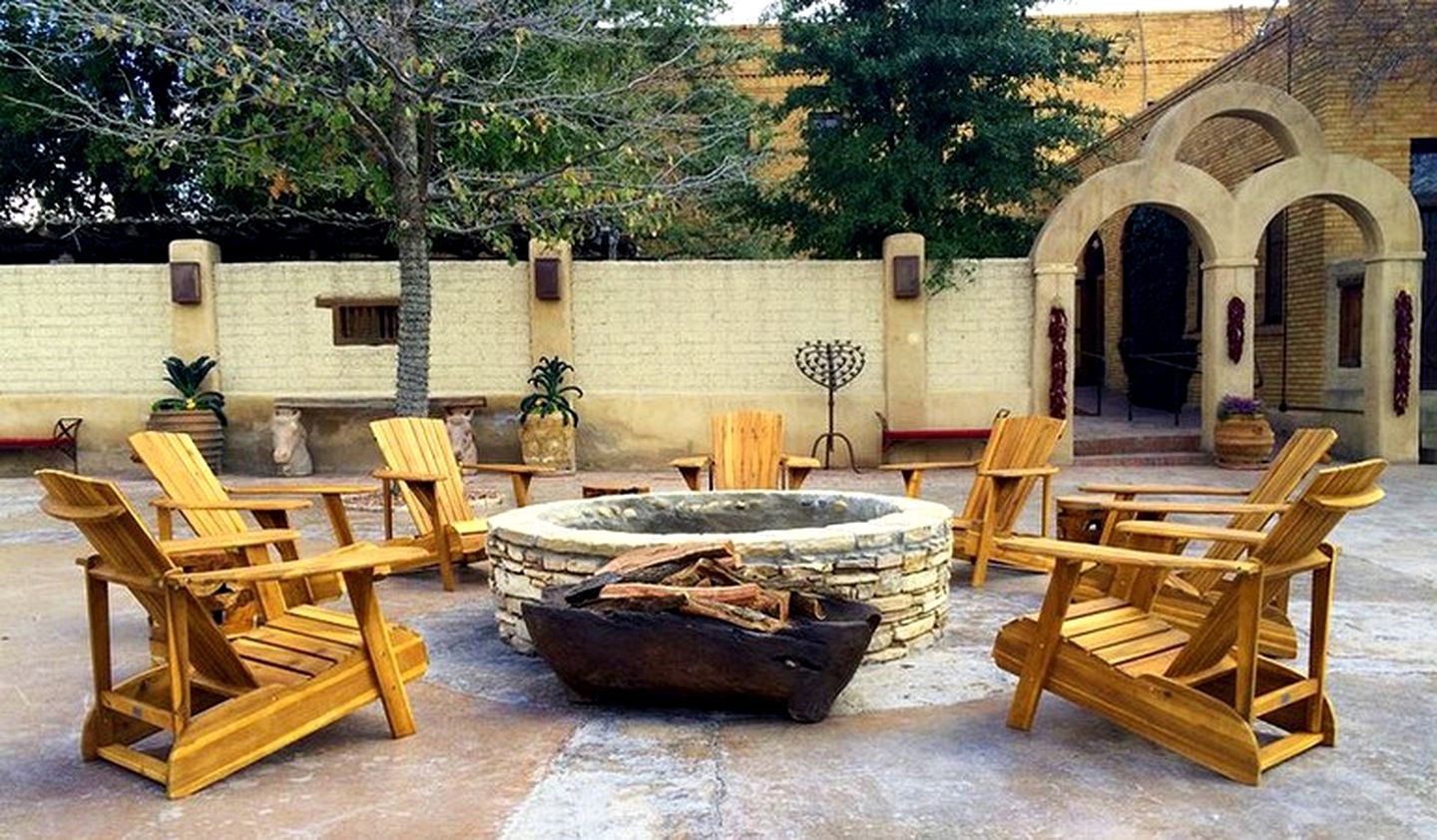 Nature Lodges (Marathon, Texas, United States)